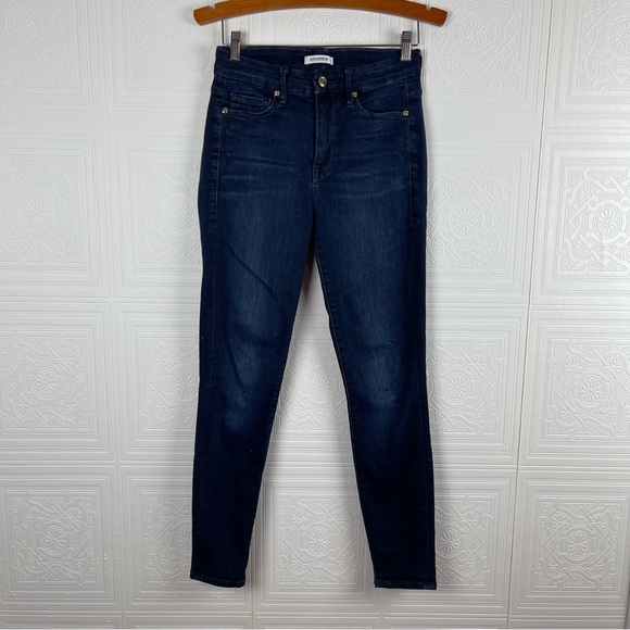 Good American Good Legs Skinny Jeans 4/27 - Picture 3 of 12